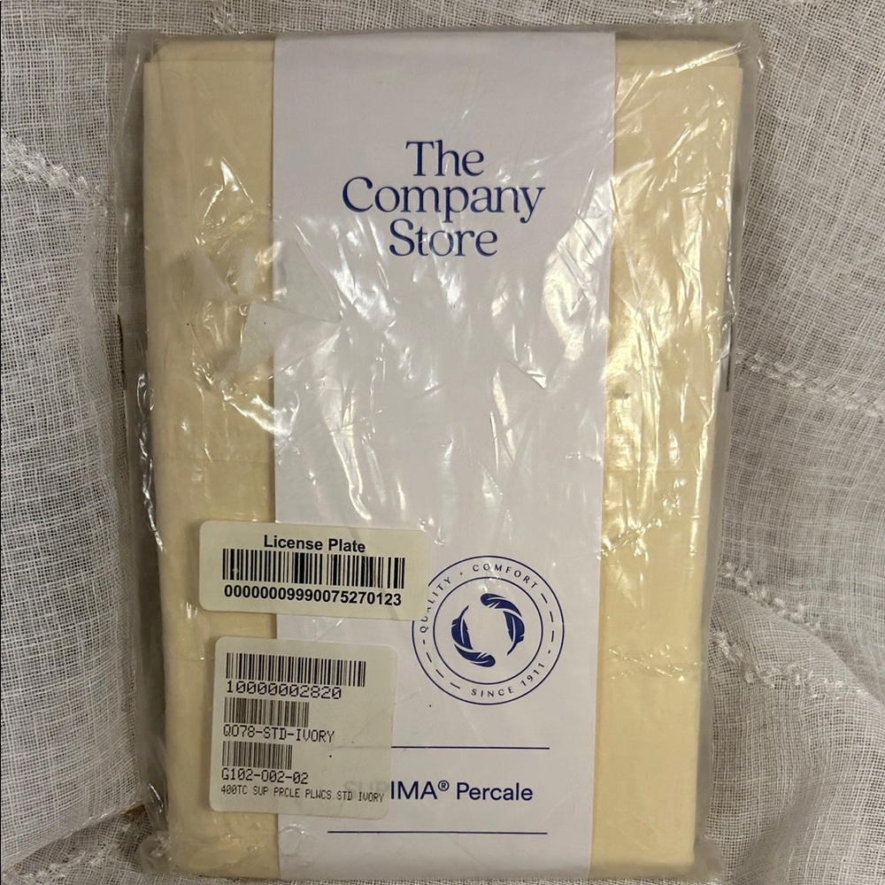 NWT The Company Store standard pillowcase